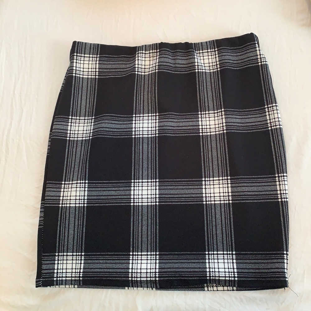Plaid mini skirt
